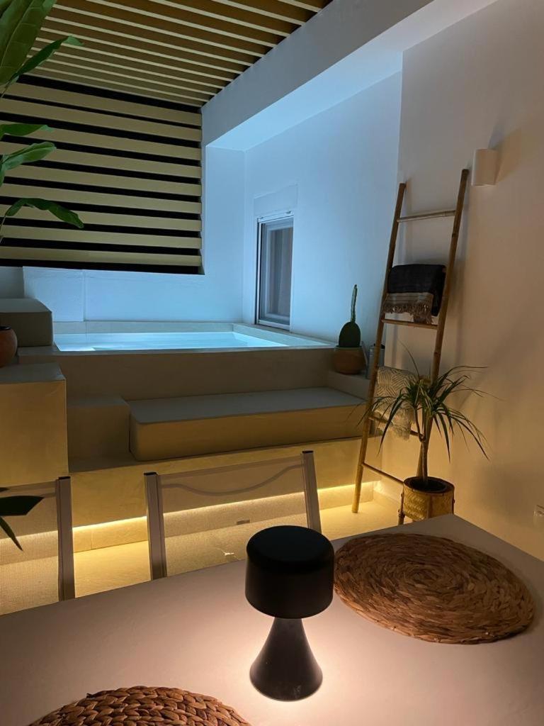 Apartament Skyhigh, Nilie Hospitality Mgmt Saloniki Zewnętrze zdjęcie